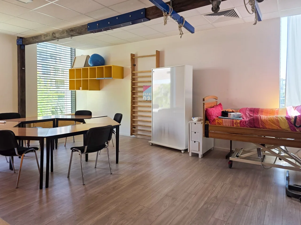 Couleur Attitude - Salle orange Salle therapie multifonctionnelle