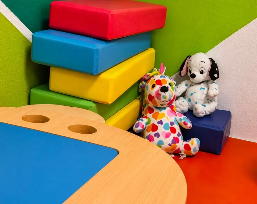 Couleur Attitude - Salle de thérapie Enfant Salle therapies objets peluches